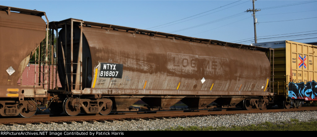 NTYX 816807 X-NOKL 816807 XX-AAMX 816807 XXX-SCOX 1408 11-1978 built Marine Industries 4650cf 4-gate cylindrical hopper on CSX Athens AL 7-51PM 09-10-2021